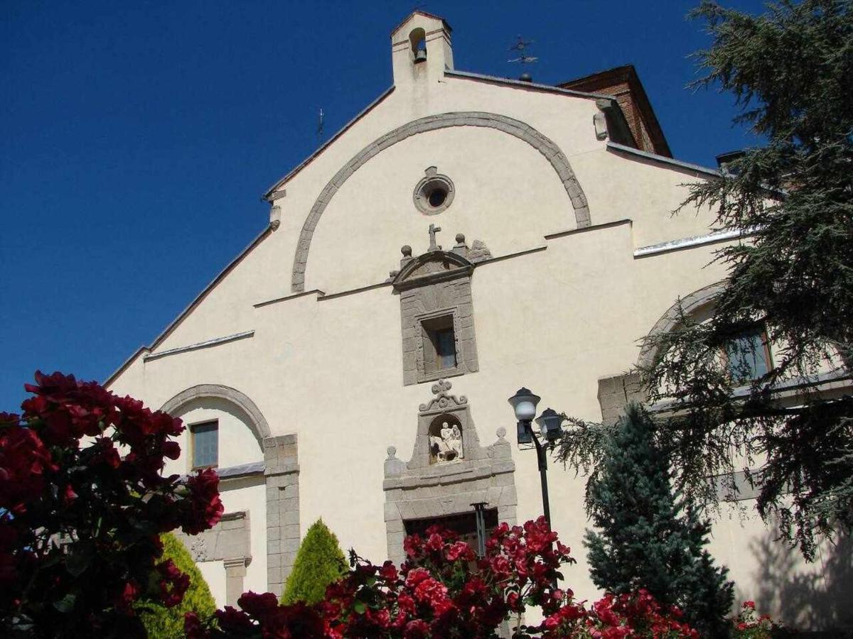 Ideal Familias Hasta 15 Personas En San Martin De Valdeiglesias Madrid Exterior foto